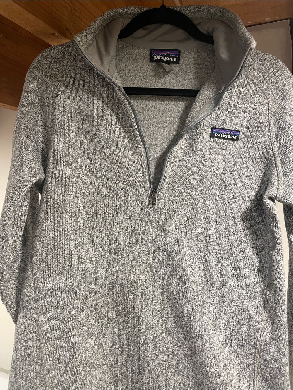 Patagonia Men's Light Heather Gray Half-Zip Pullover Sweater